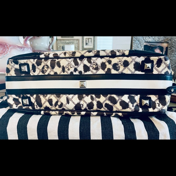 🐑🐑💋Vintage L.A.M.B. Cheetah St Thomas Handbag by Gwen Stefani - Picture 5 of 7